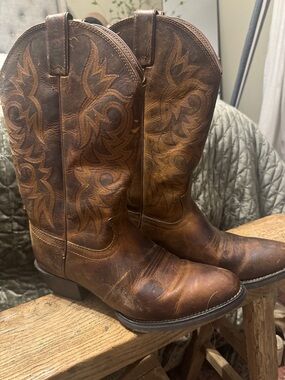 Classic Brown Leather Western Cowboy Boots Justin 10 EE